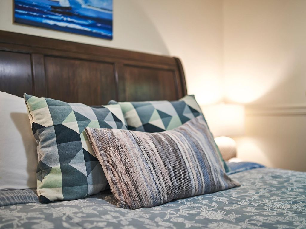 S3 - Beach Break @ Surf Inn - Tillamook