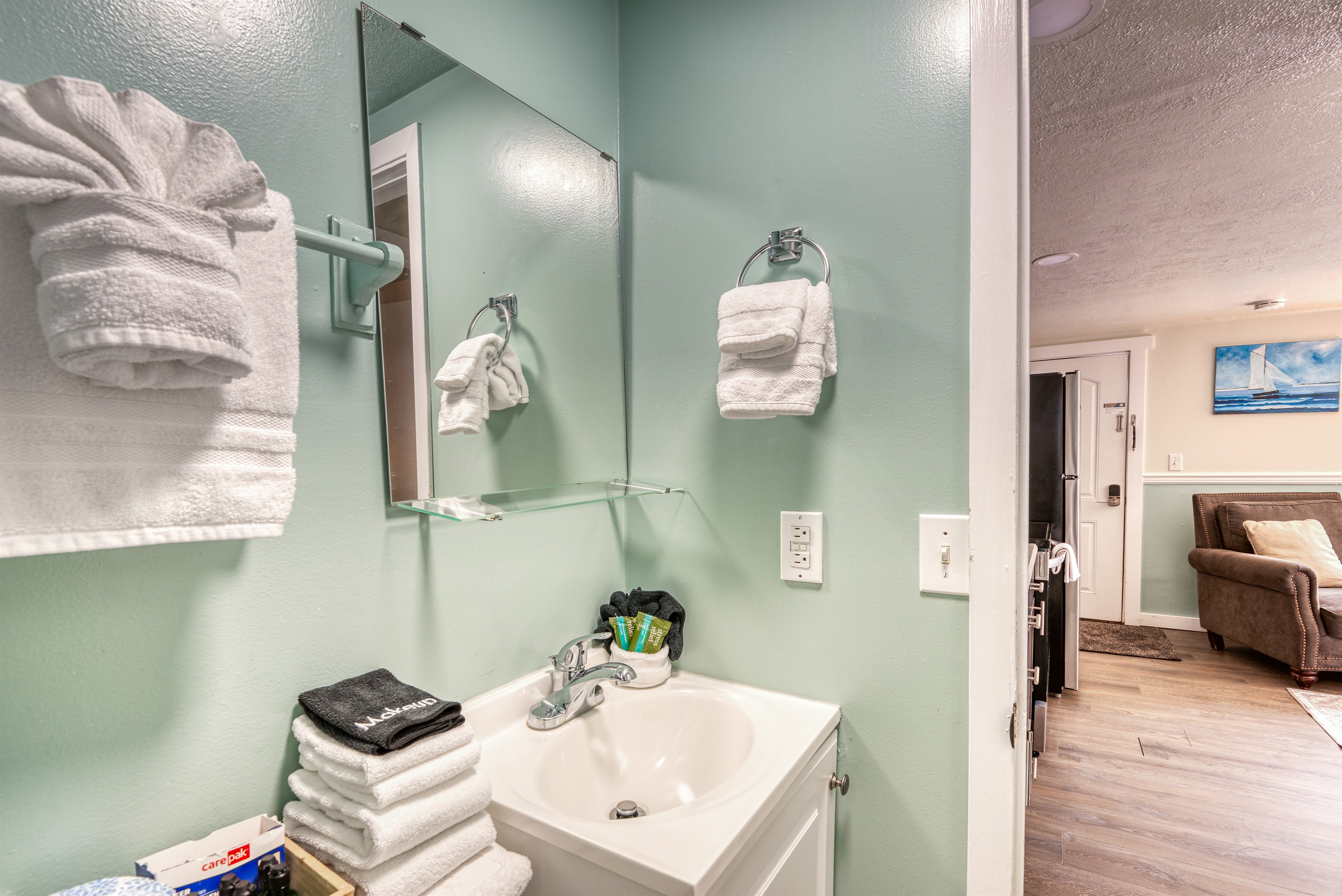 S3 - Beach Break @ Surf Inn - Tillamook