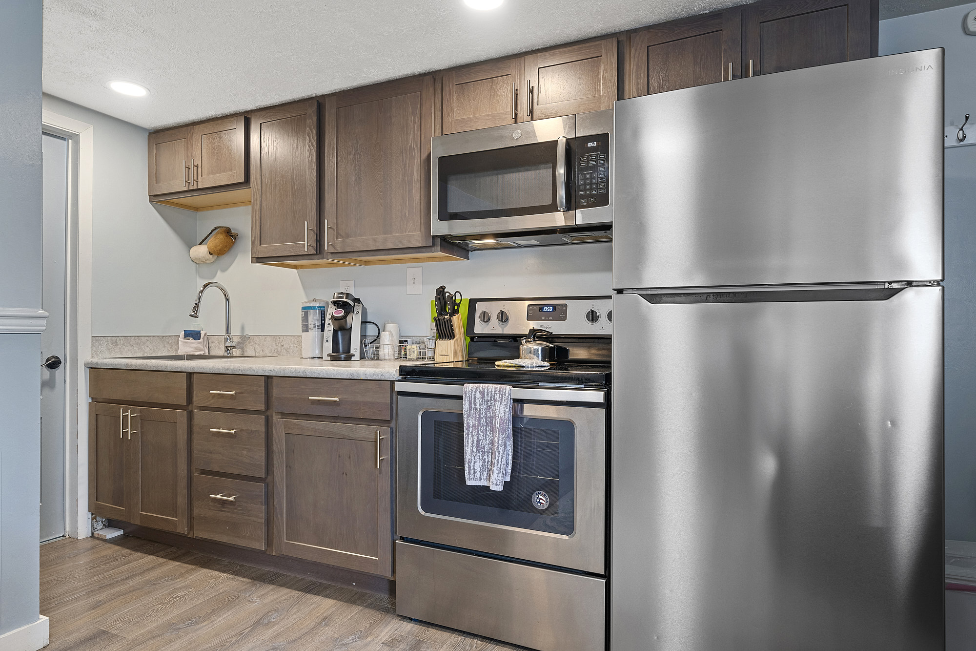 S3 - Beach Break @ Surf Inn - Tillamook