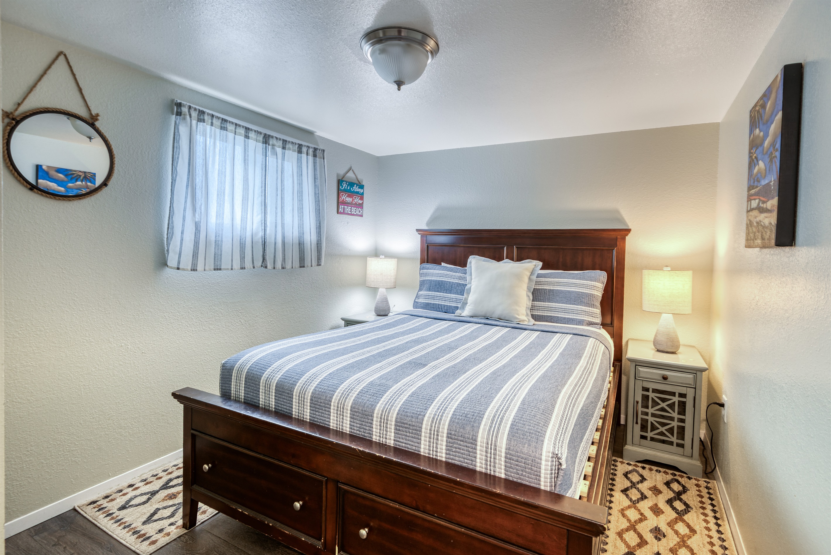 S4 - Kickin Out @ Surf Inn - Tillamook