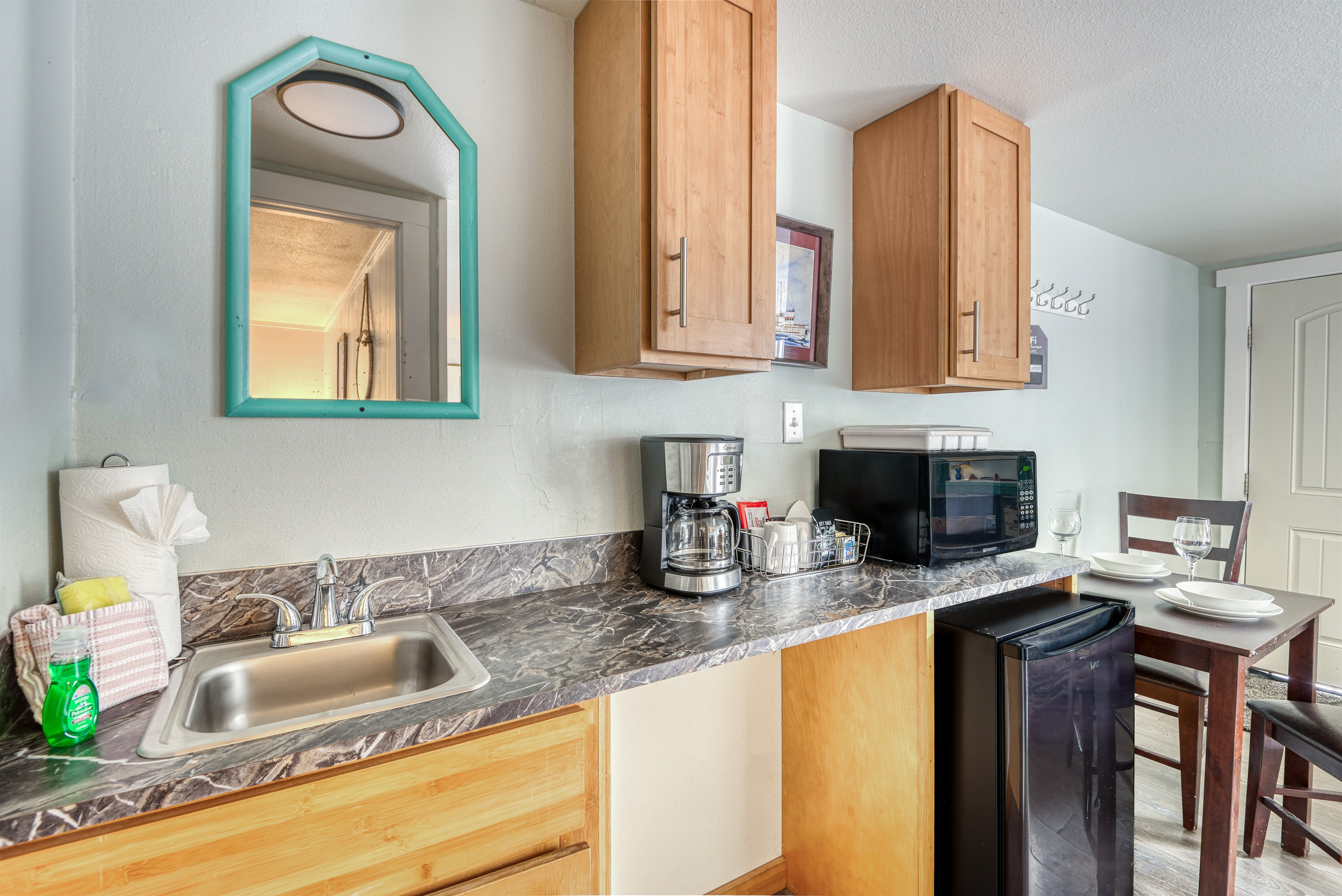 S5 - The Drop @ Surf Inn - Tillamook