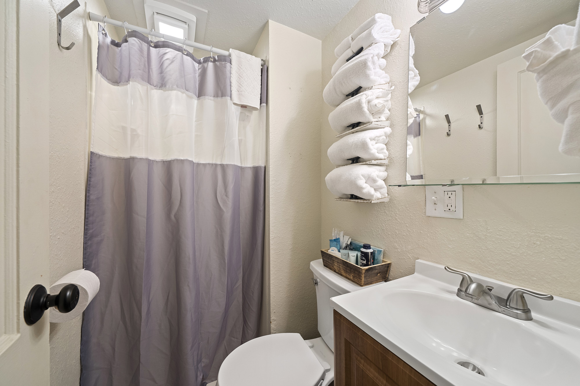 S5 - The Drop @ Surf Inn - Tillamook