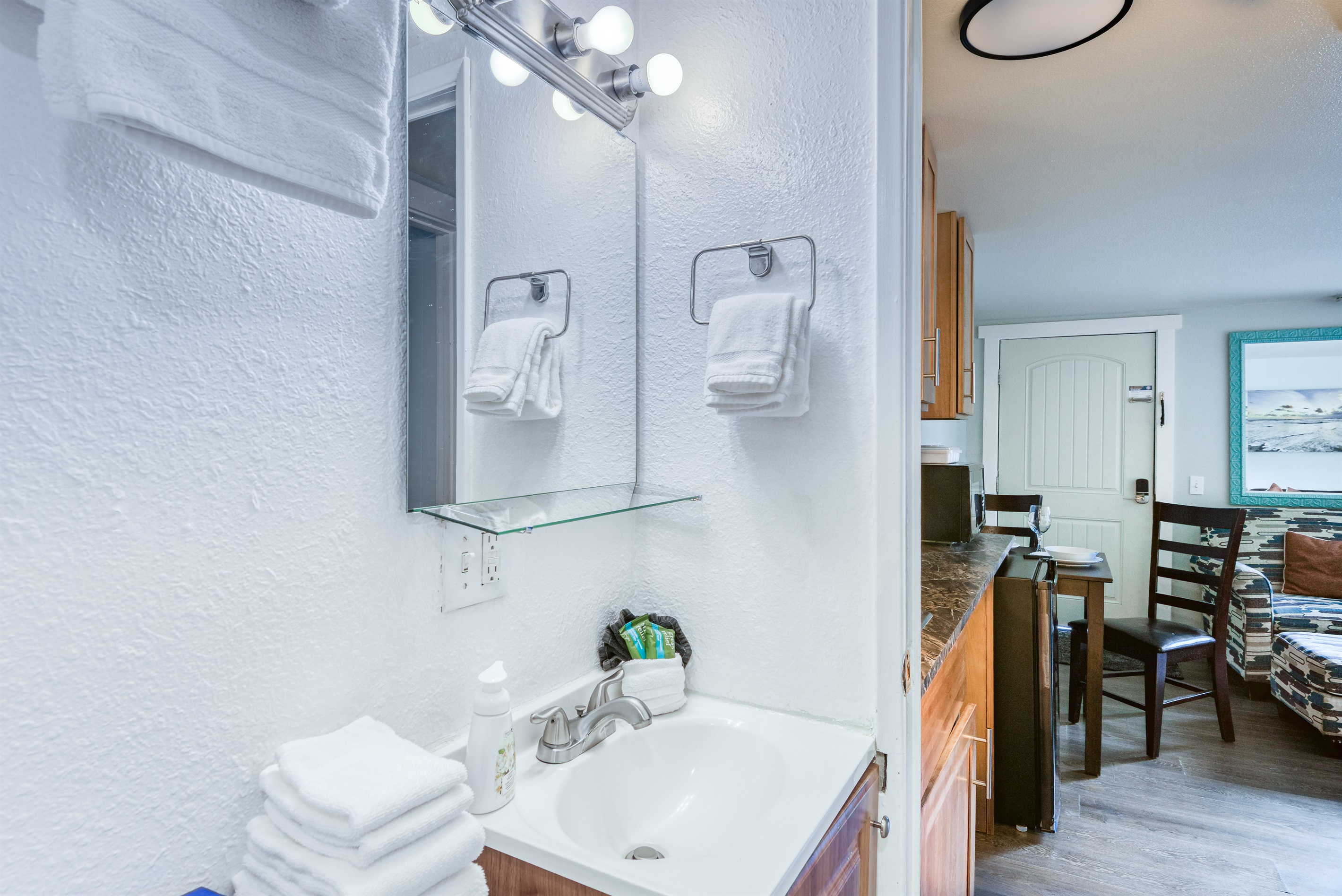 S5 - The Drop @ Surf Inn - Tillamook