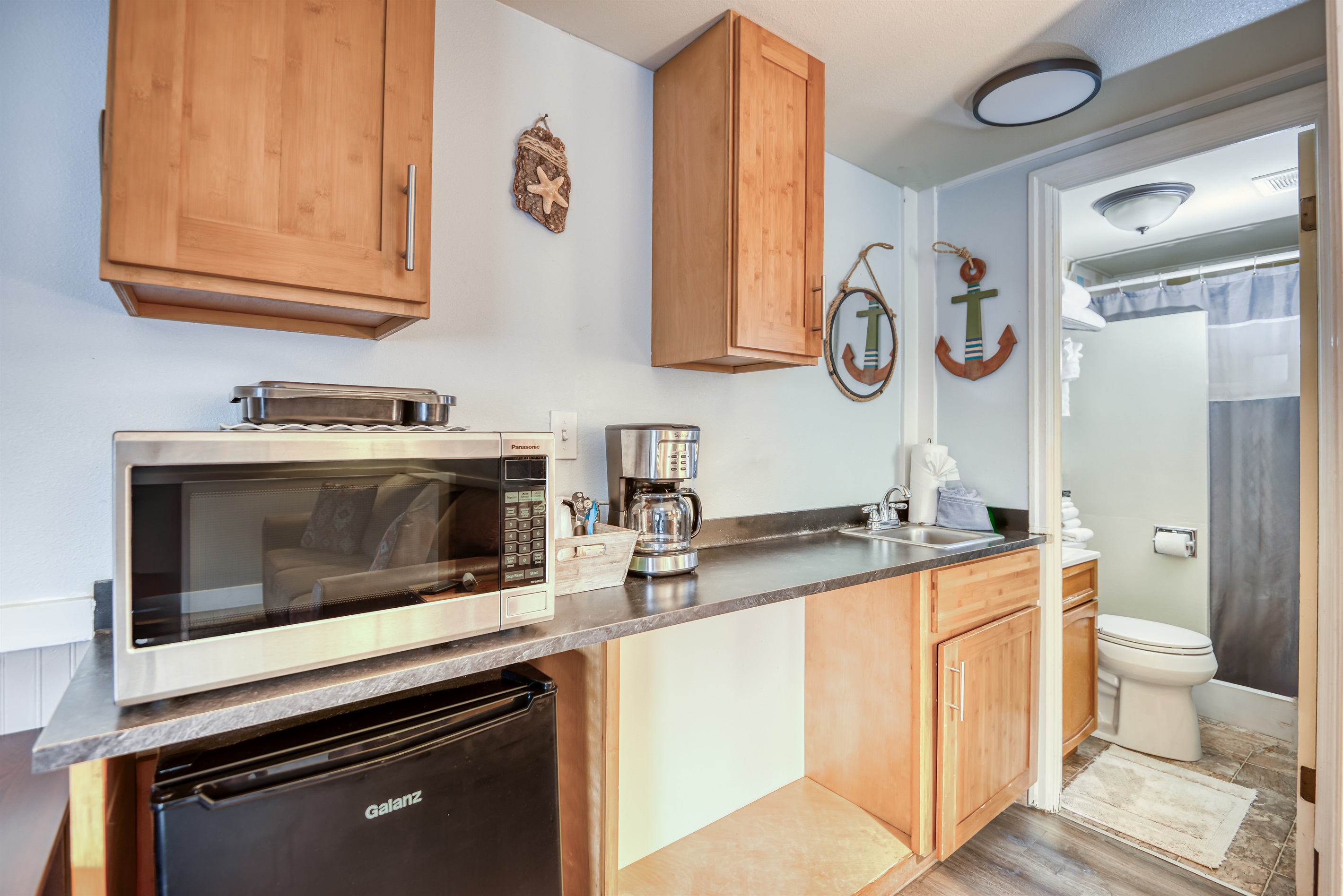 S6 - Hang Ten @ Surf Inn - Tillamook