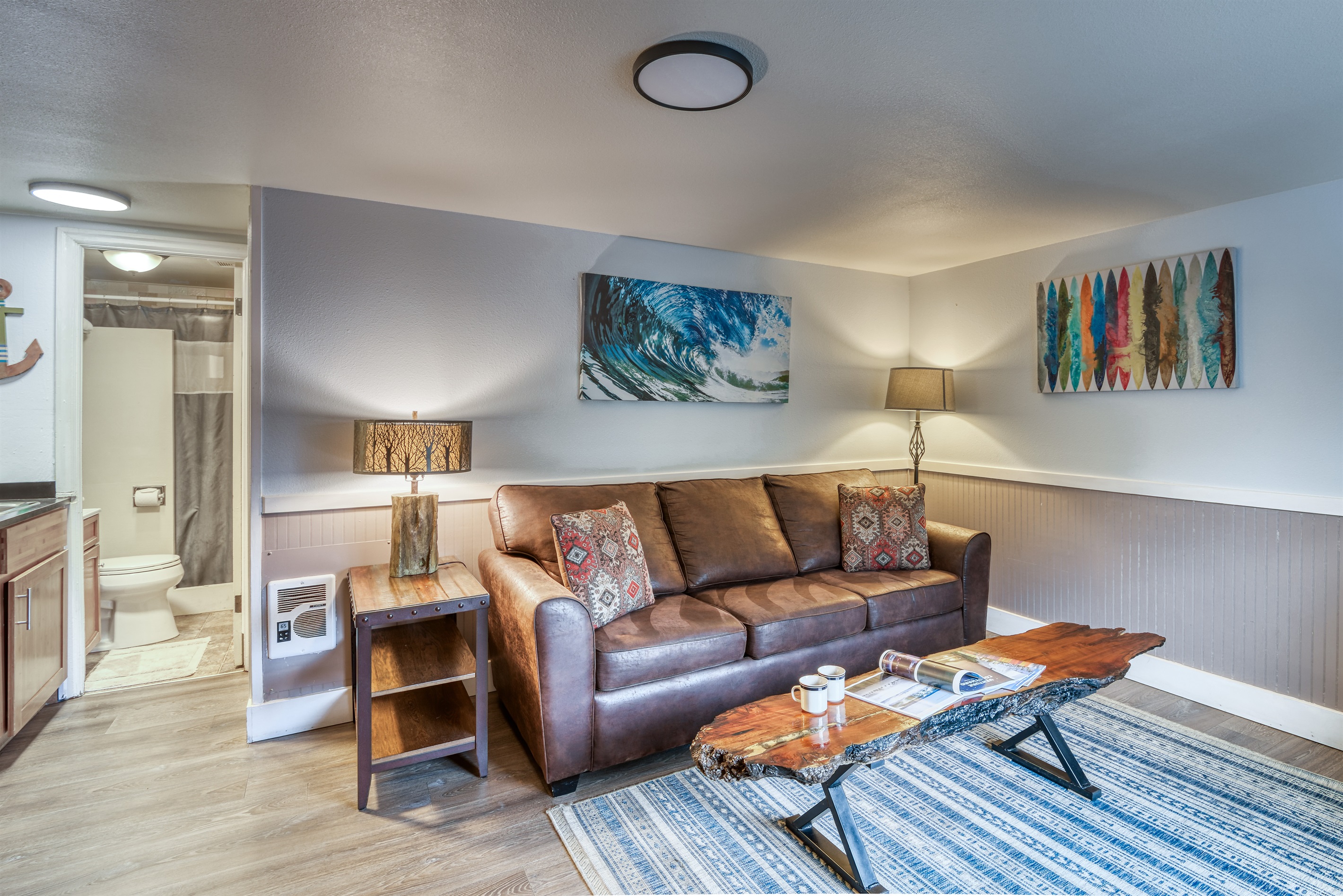 S6 - Hang Ten @ Surf Inn - Tillamook