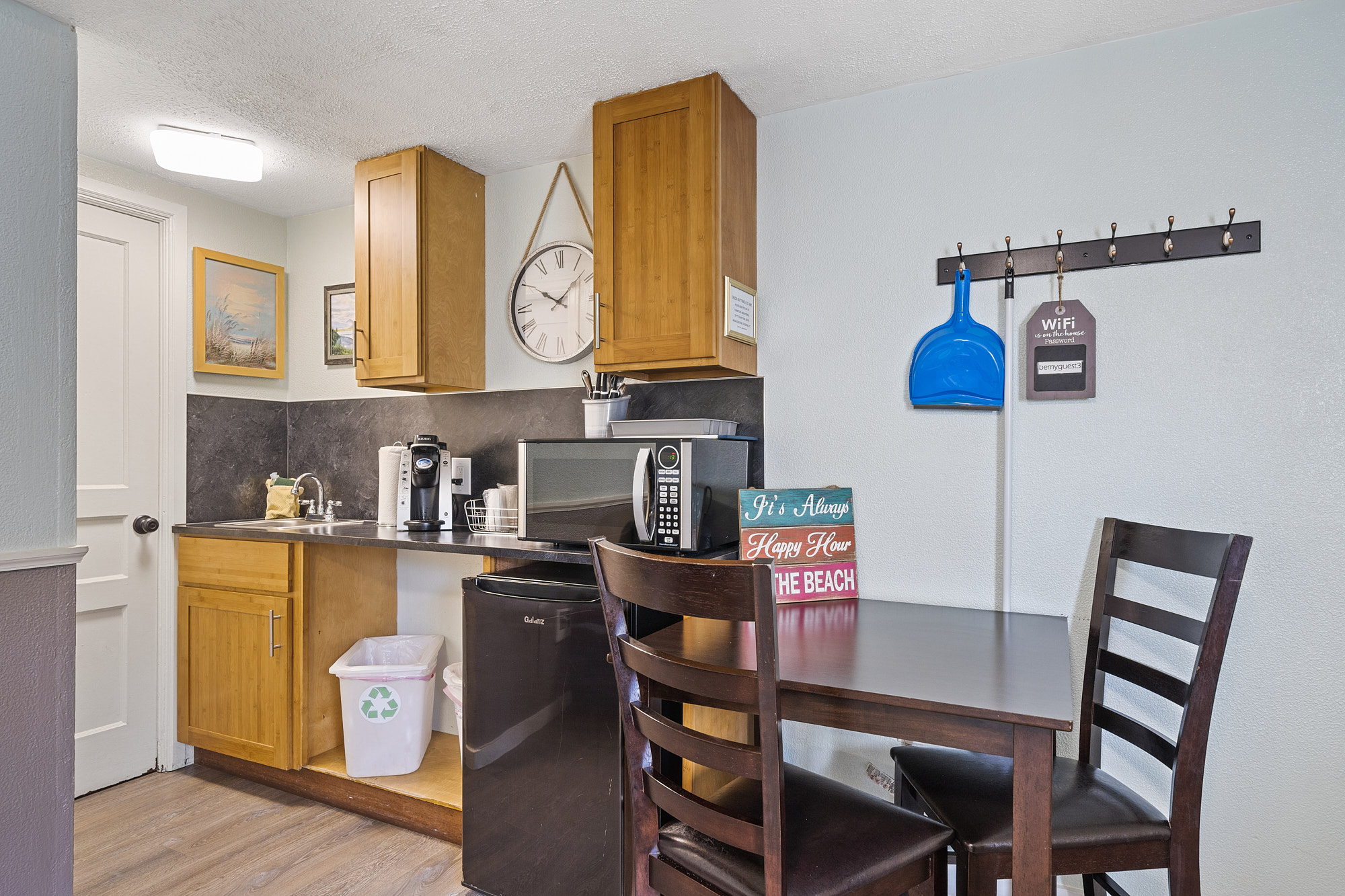 S7 - Longboard @ Surf Inn - Tillamook