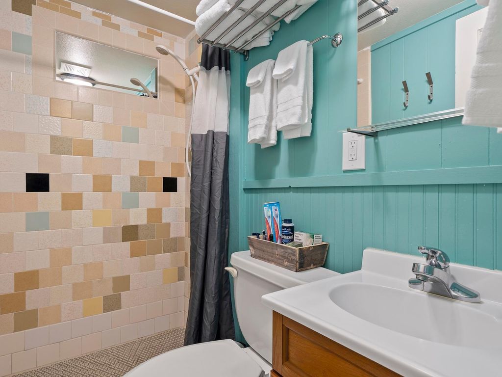 S7 - Longboard @ Surf Inn - Tillamook