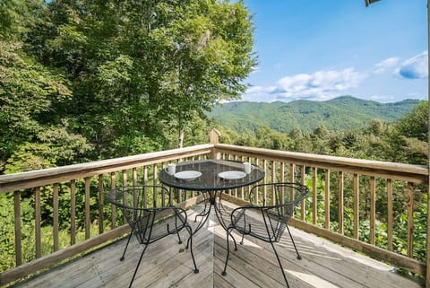 Cloud Nine Cabin