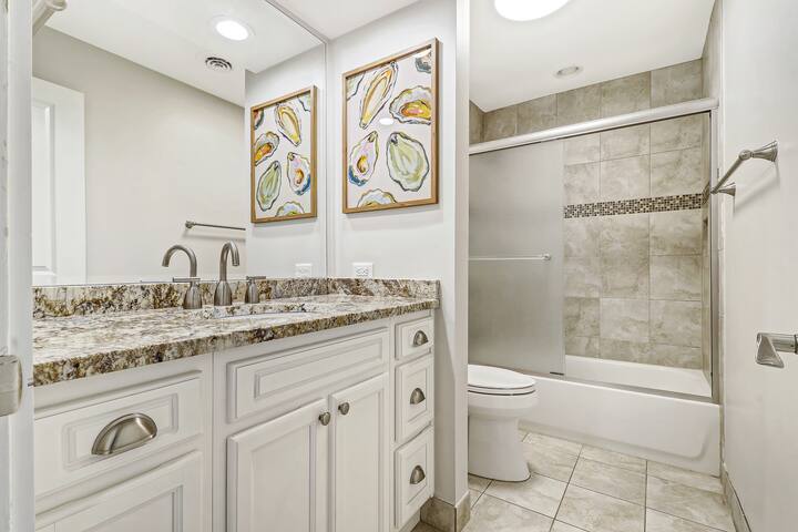 Coastal Cabana-10 min walk to Private Beach Access - Hilton Head Island