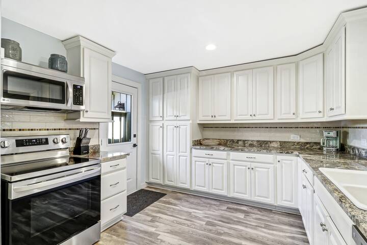 Coastal Cabana-10 min walk to Private Beach Access - Hilton Head Island