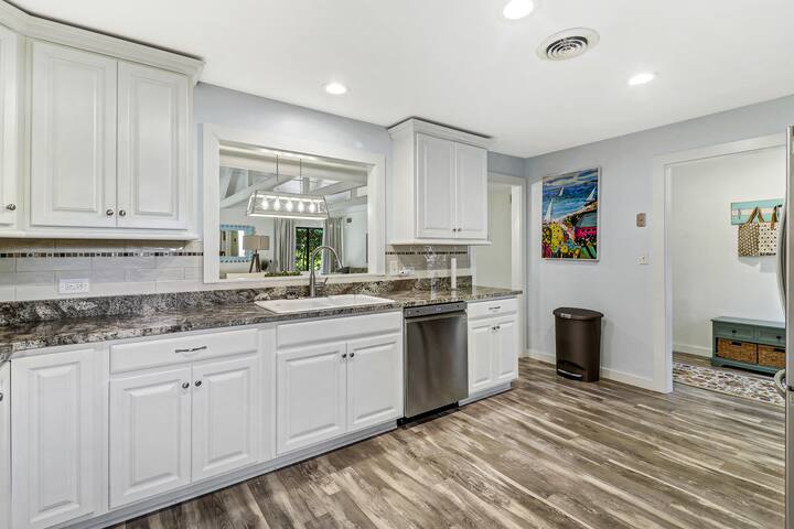 Coastal Cabana-10 min walk to Private Beach Access - Hilton Head Island