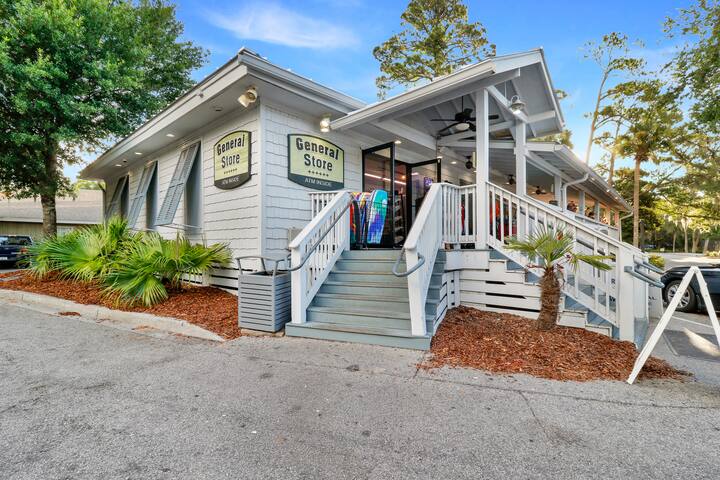 Coastal Cabana-10 min walk to Private Beach Access - Hilton Head Island