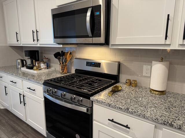 Relaxing Aggie-Friendly Home, 15-mins Kyle Field