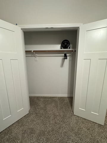 Relaxing Aggie-Friendly Home, 15-mins Kyle Field - College Station