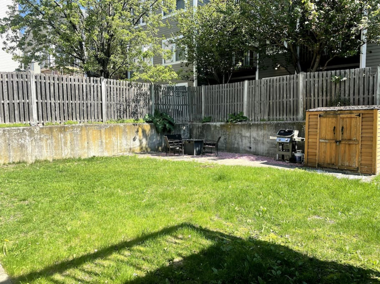 lovely-two-bedroom-condo-in-south-boston/