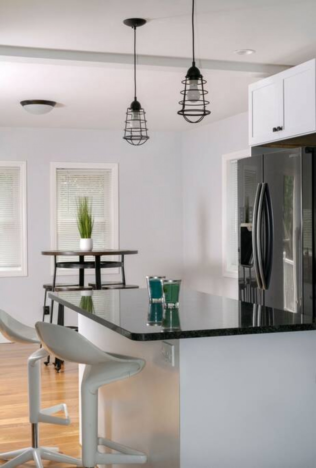 queen-bed-boston-rm-2/