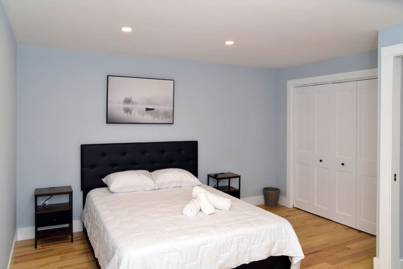 lake-access-4-bed-3-bath-hot-tub/