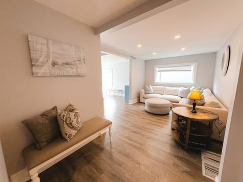 Charming Hyannis 3 Bed 2 Bath