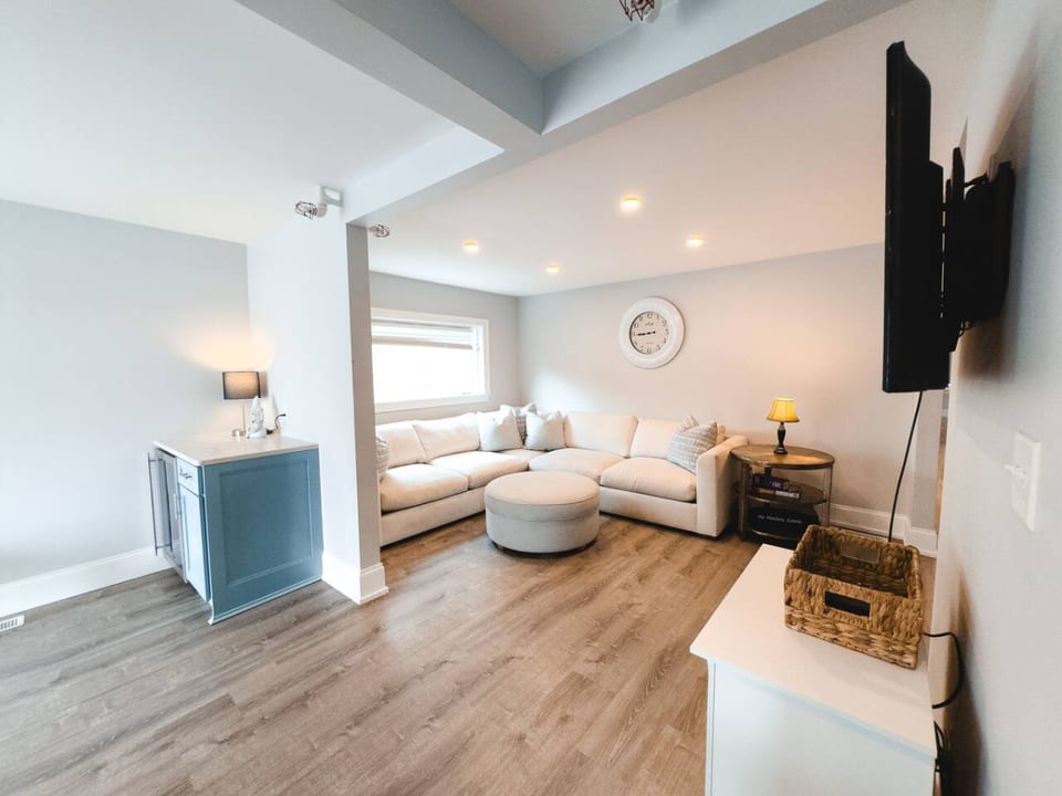 Waterfront Hyannis Home Near Ferry - Barnstable
