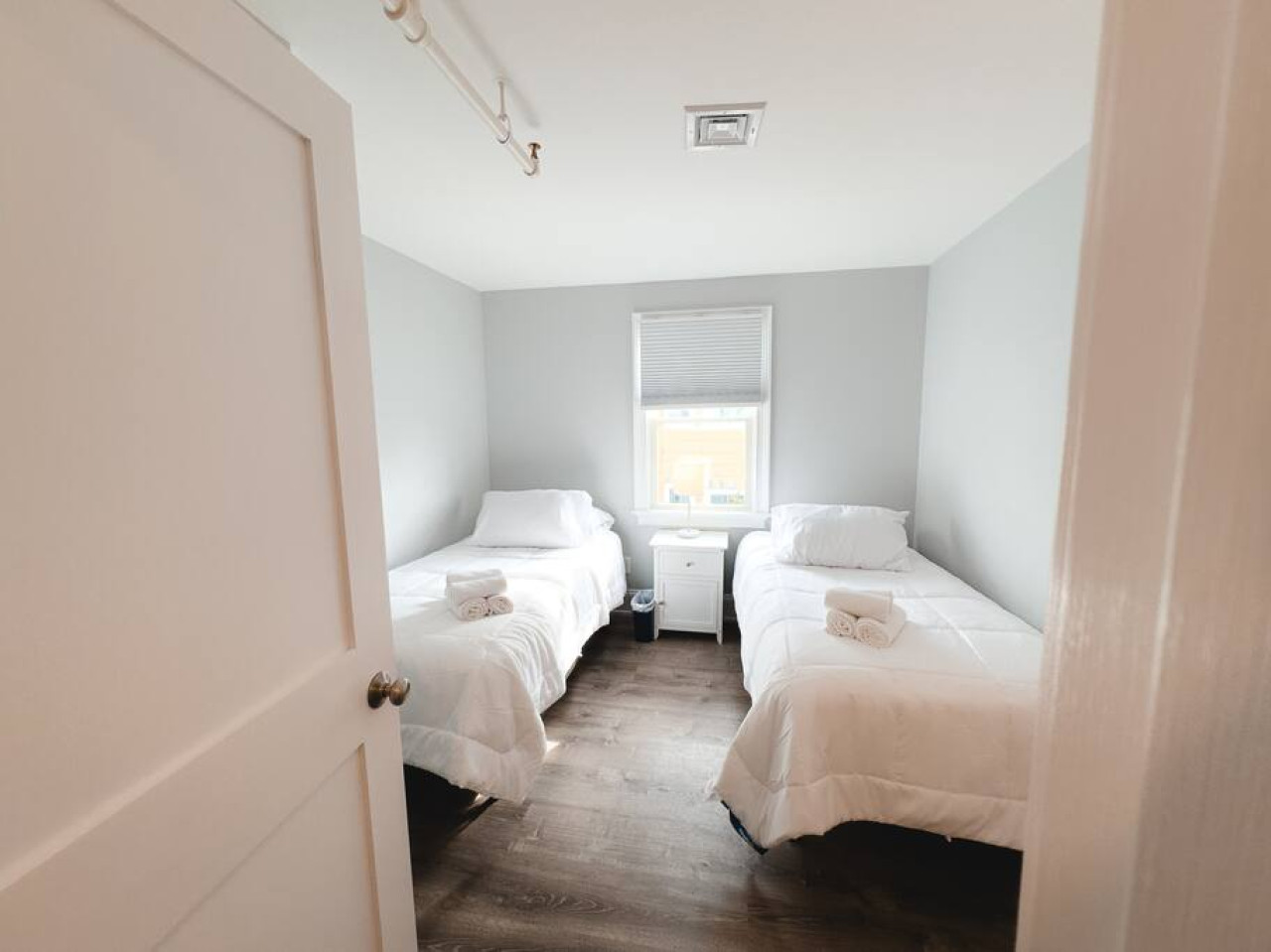 water-access-5-bed-2-bath-retreat/