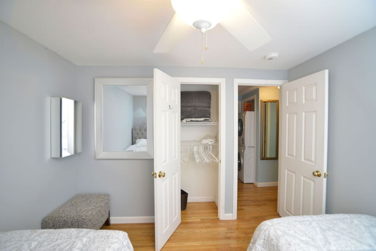 cozy-coastal-retreat-west-dennis-13/