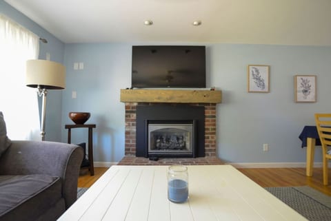 Cozy Coastal Retreat West Dennis - 13