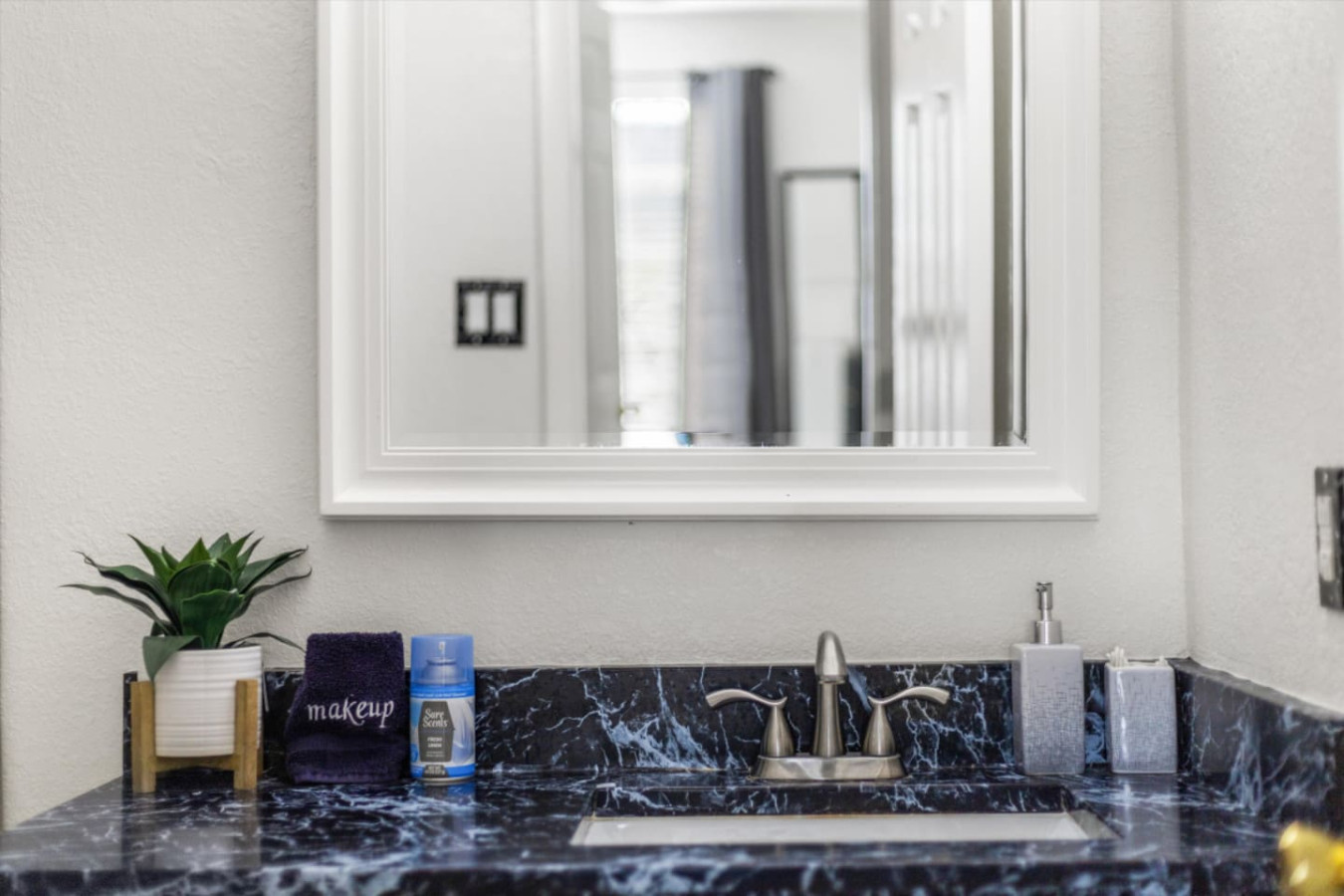 London House | Orlando Airport Private Condo - Orlando