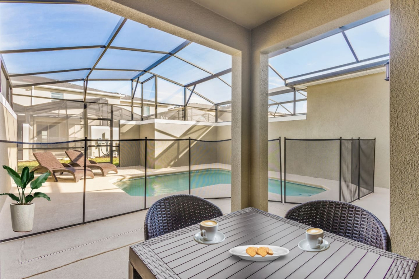 *NEW* King Bed | Disney Contemporary Townhouse - Kissimmee