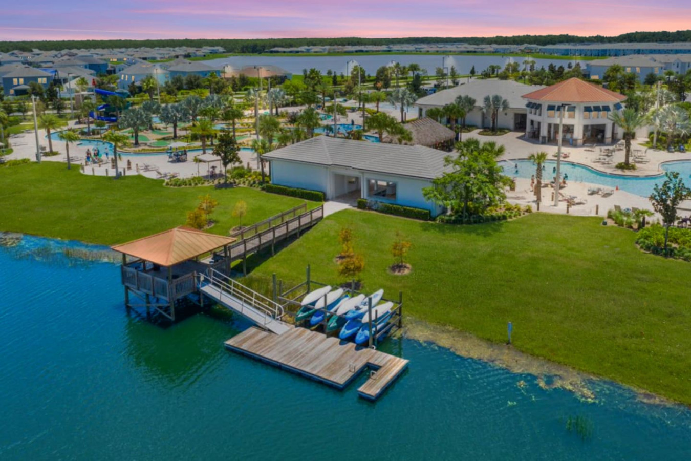 *NEW* King Bed | Disney Contemporary Townhouse - Kissimmee