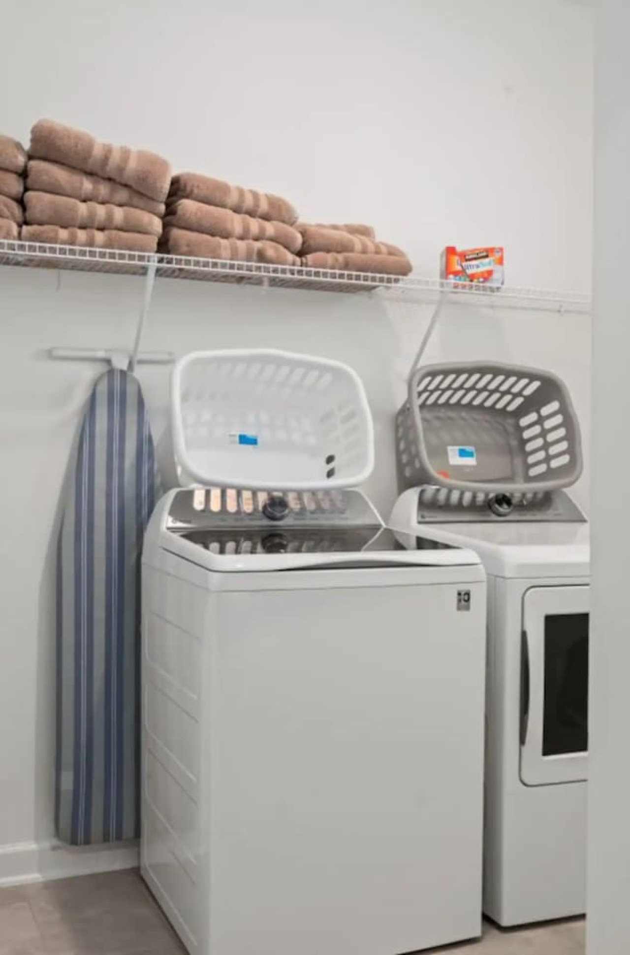 *NEW* King Bed | Disney Contemporary Townhouse - Kissimmee