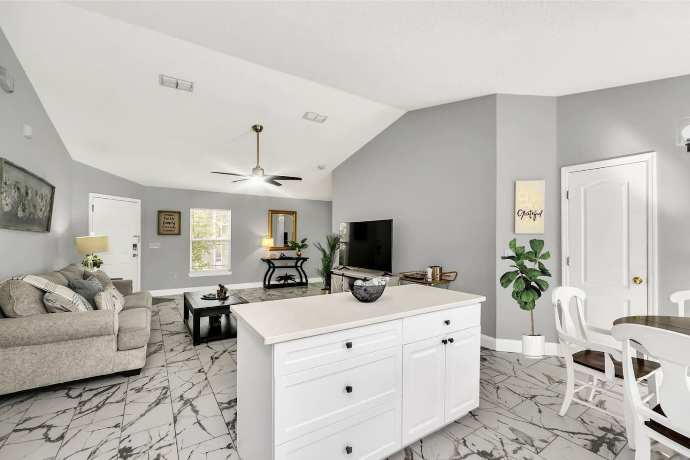 Queen Beds | Private Pool | Super Fast WIFI - Davenport