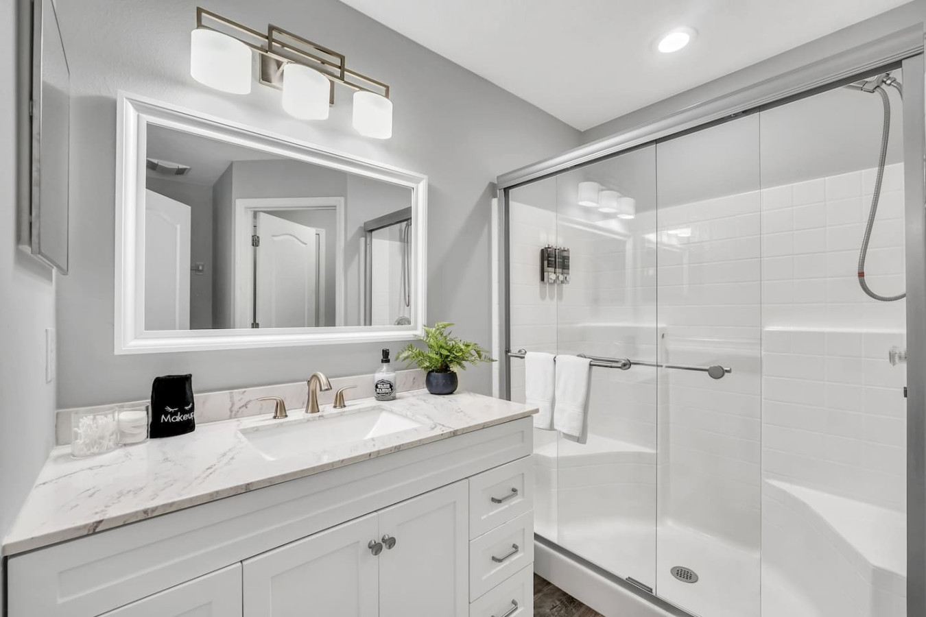 Queen Beds | Private Pool | Super Fast WIFI - Davenport