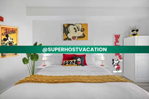 King Bed | Theme Park Hotel Free Shuttle Included