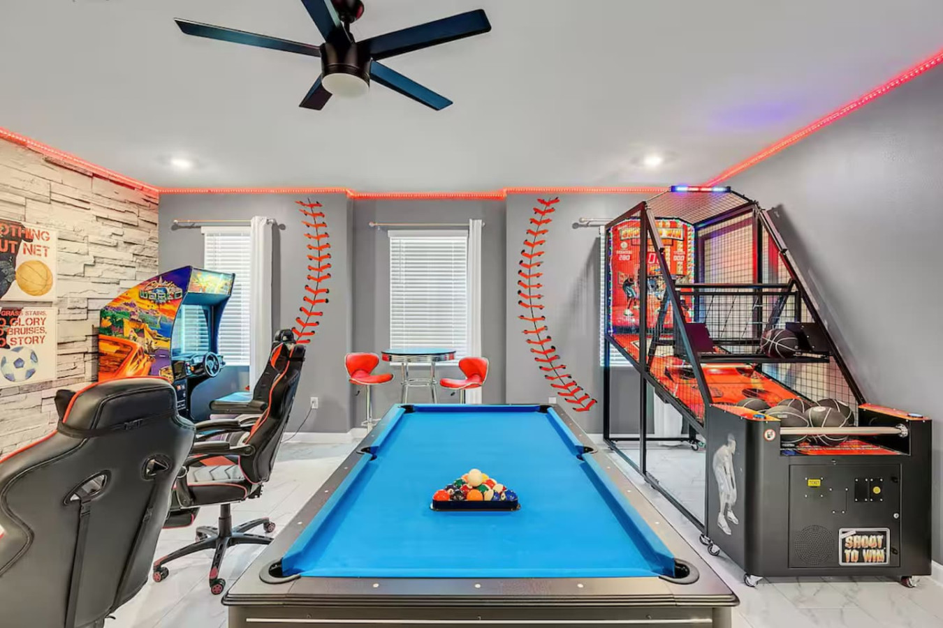 13-beds-or-movie-theater-game-room-water-park/