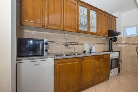 Apartments Mari - Unit 373713-13