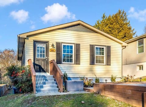 Cozy Retreat in Brunswick, MD
