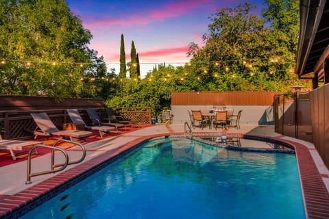 Mulholland Drive with Spa & Game Room