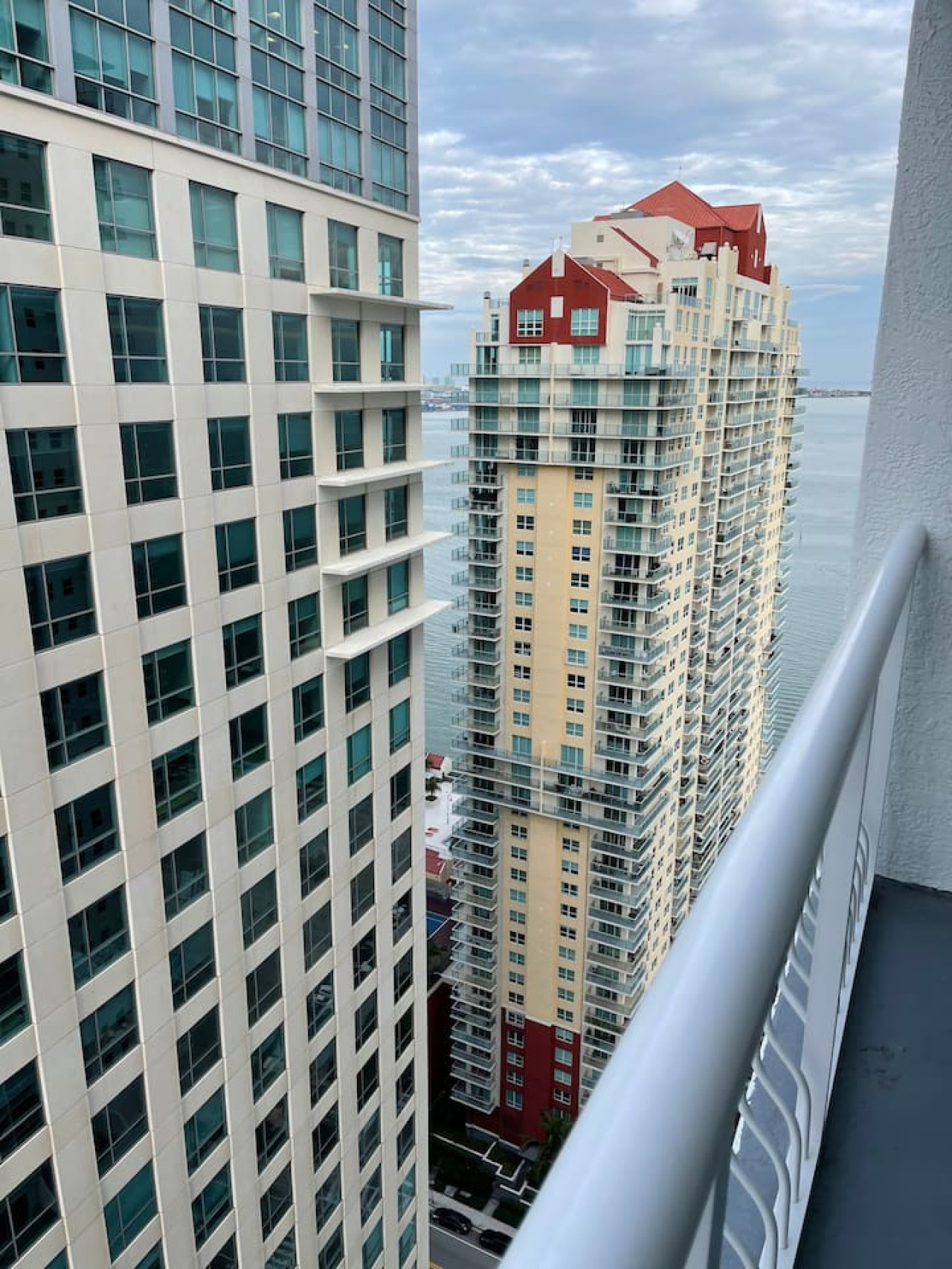 modern-studio*-heart-of-brickell-downtown-miami/