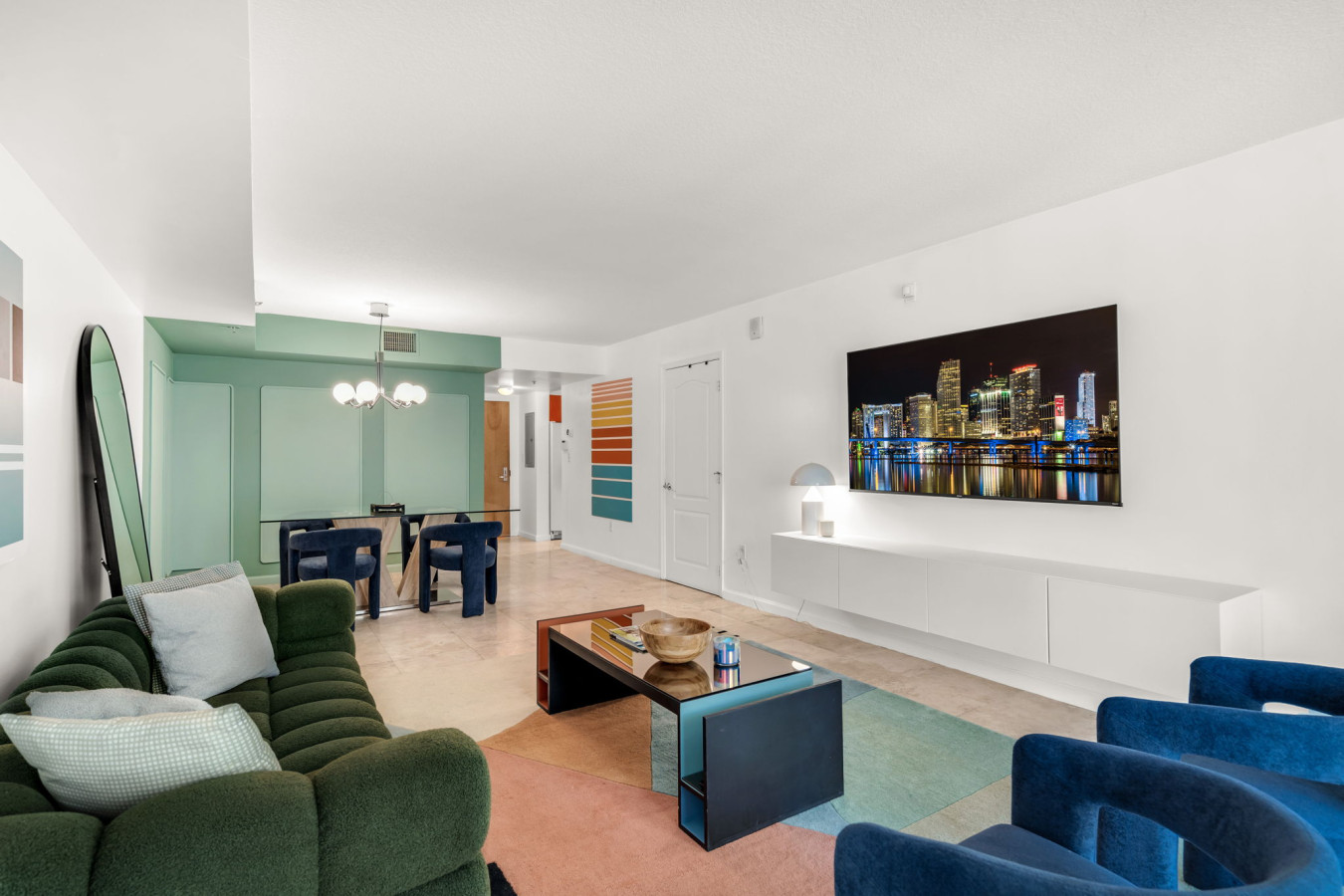 chic-lux-bay-view+free-park+gym/