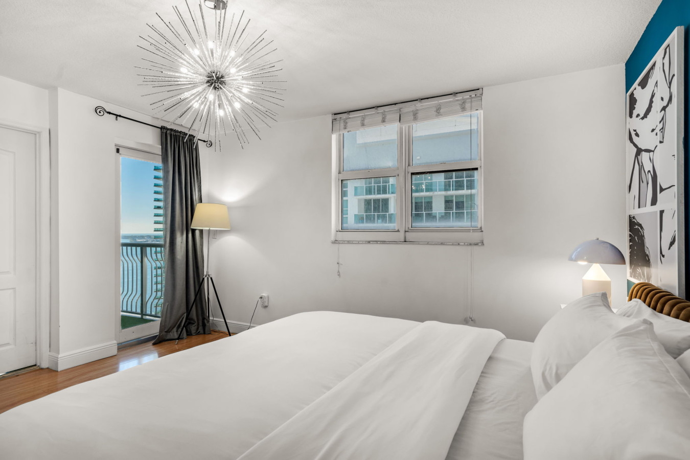 chic-lux-bay-view+free-park+gym/