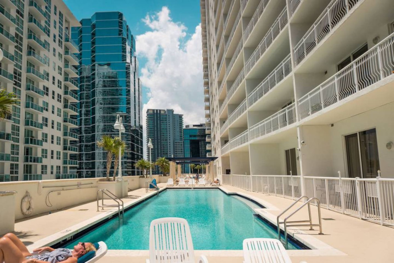 oceanfront-view*6sleep*downtown-brickell*free-park/