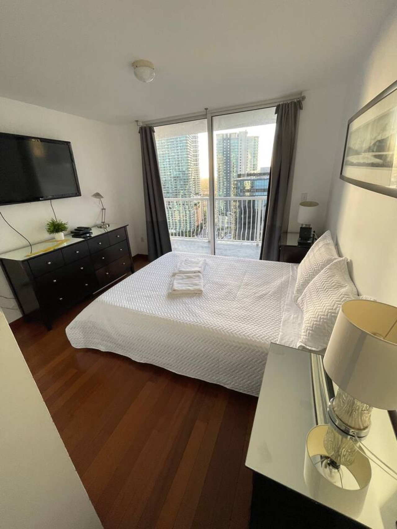 sunset-views+gym+downtown-brickell+free-parking/