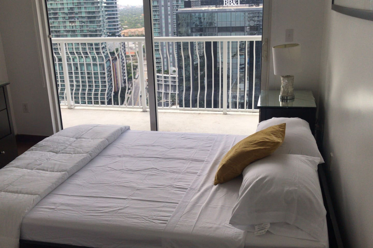 sunset-views+gym+downtown-brickell+free-parking/