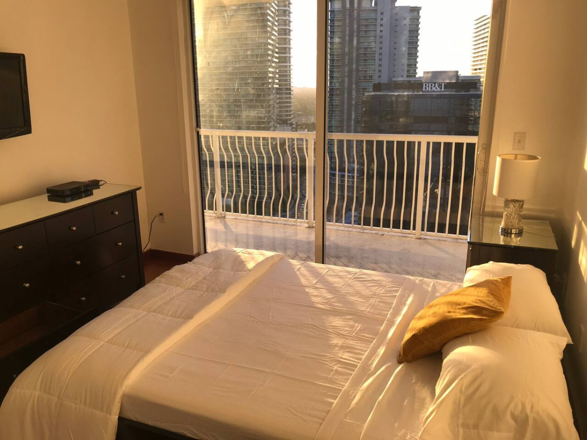 sunset-views+gym+downtown-brickell+free-parking/