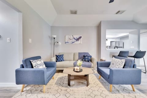 Pet Friendly! Modern 2BR w/ King Bed + Fast Wi-Fi!