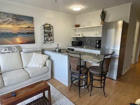Coastal Getaway: Oceanview Condo in Hilton Head