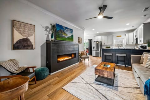 Dollywood Luxe Retreat