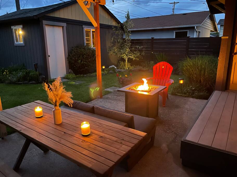 cozy-6th-ave-bungalow-w-sauna-bbq-firepit-and-ac/