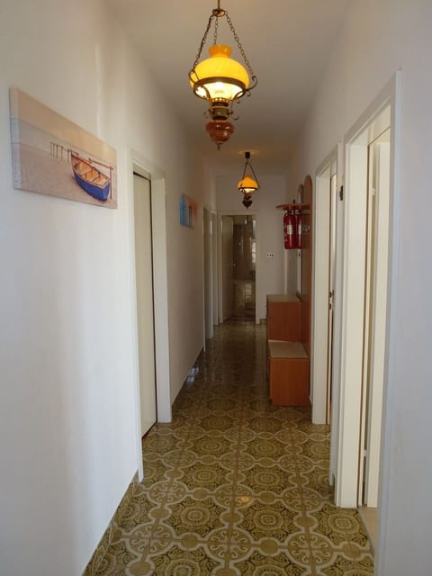 Apartments Sunset - Unit 373266-13