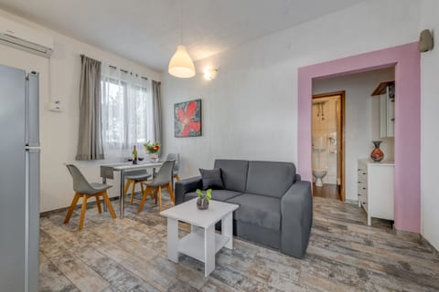 Apartments Deepwater - Unit 376469-13